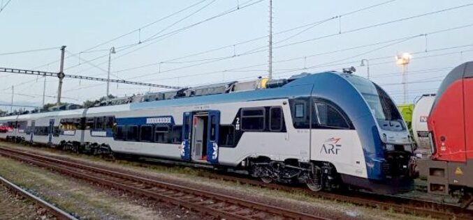 Kürtösön a második PESA-vonat: érkezik még 60