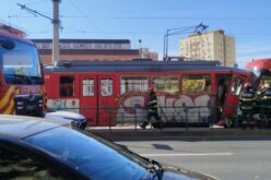 Villamosok ütköztek