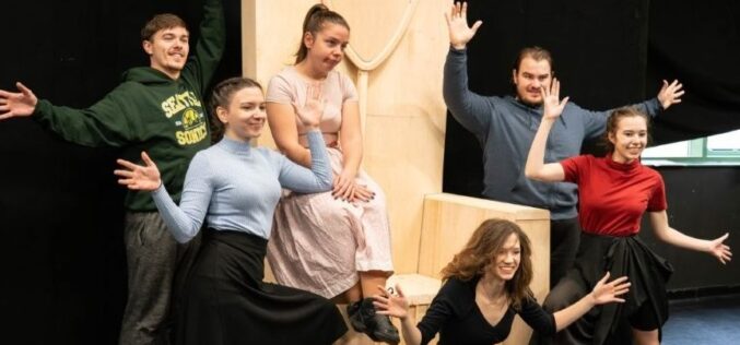 A “Furfangos mese” darabbal kezdődnek a gyermekelőadások Békéscsabán