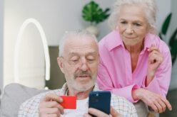 Kampány indul: nyugdíjat bankkártyára