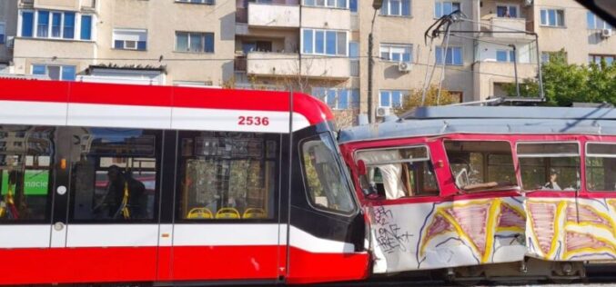 Két villamosvezető és két diszpécser a felelős