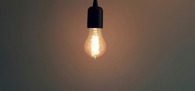 Vizsgálat: ingyenáram az egyházaknak