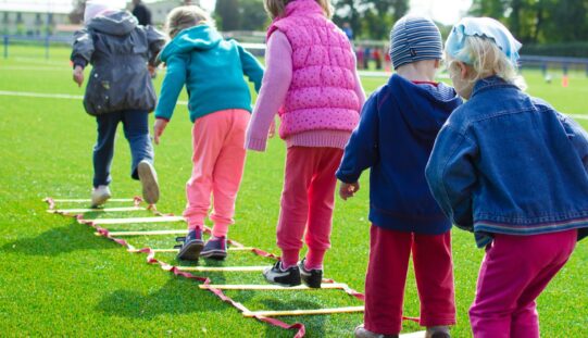 Tanaévnyitó: munkaszüneti nap lehet a szülőknek