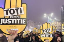 Az igazságszolgáltatás függetlenségéért tüntettek