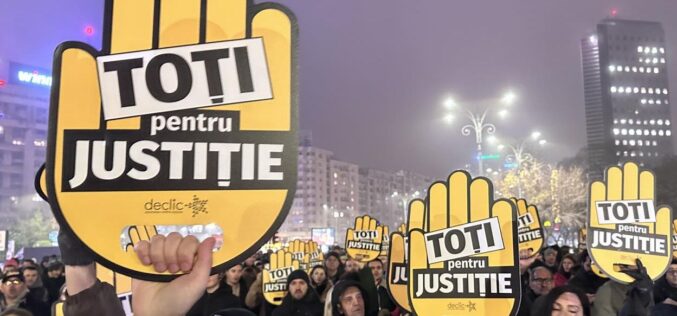 Az igazságszolgáltatás függetlenségéért tüntettek