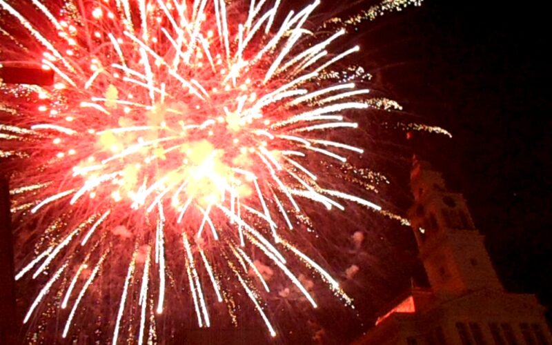 Újévköszöntés sztárfellépő nélkül