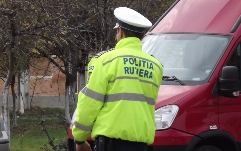 Félezernék több jogosítványt vontak be 24 óra alatt