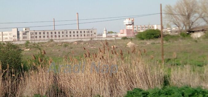 Dübörög a munka az aradi börtönben