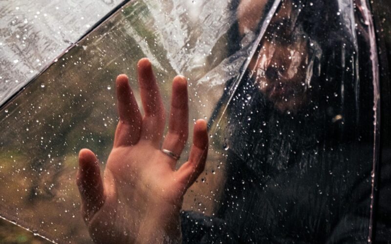 Ingadozó hőmérséklet, csapadék