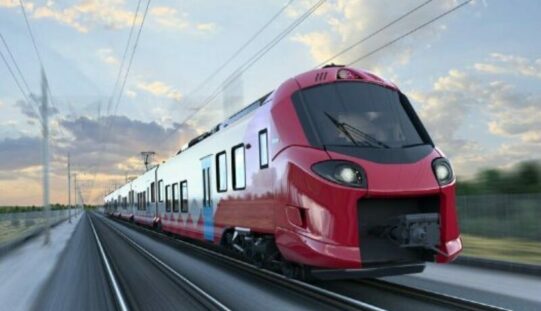 Éjfél előtt érkezik Aradra az első Alstom Coradia Stream szerelvény