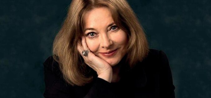 Ez már feltámadás – Szilágyi Enikő előadóestje az Aradi Kamaraszínházban