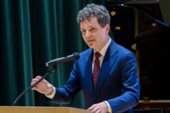 Majdnem a nyuszi hozta a költségvetést