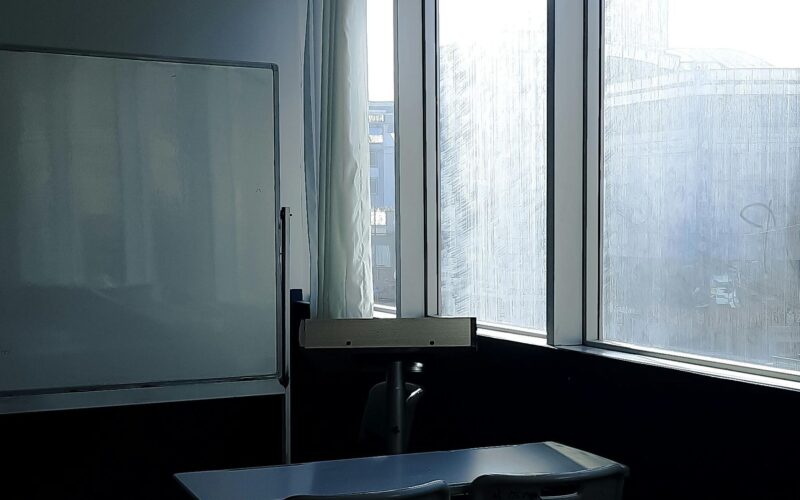 Péntektől vakáció