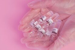 Covid-utóhullám: Románia egyezkedne a Pfizerrel