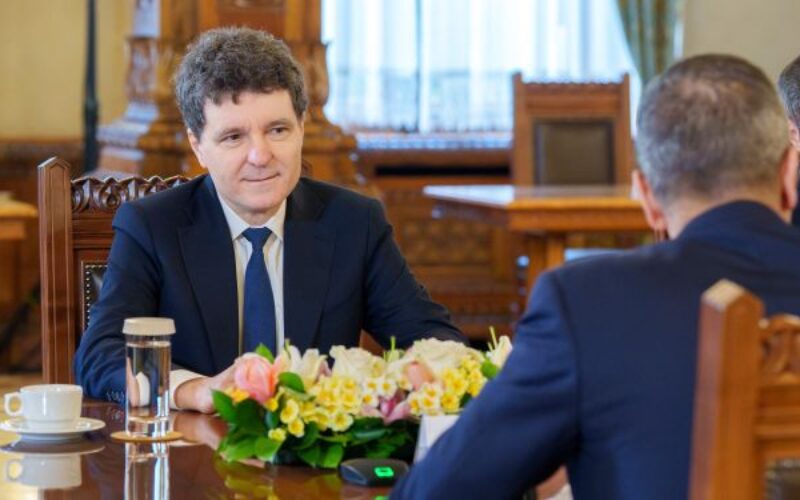 Az államfő nem kér az AUR-ból