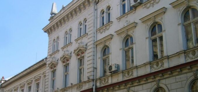 Az Aradi Törvényszéken munkaidő csökkentéssel tiltakoznak