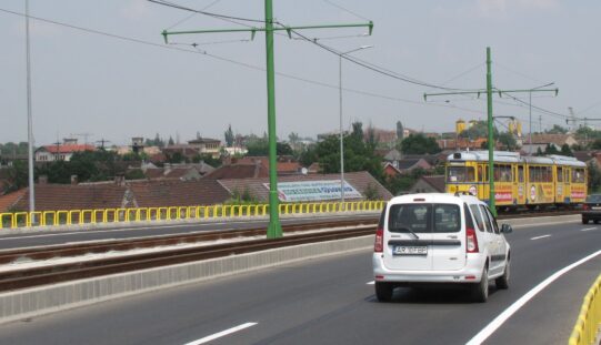 Forgalomkorlátozás a mikelakai felüljárón