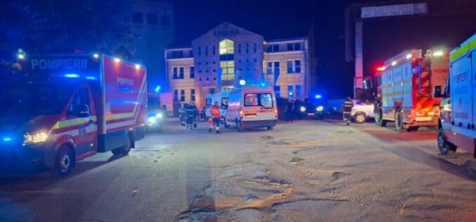 Újságokat gyújtottak meg az idősek otthona nappalijában