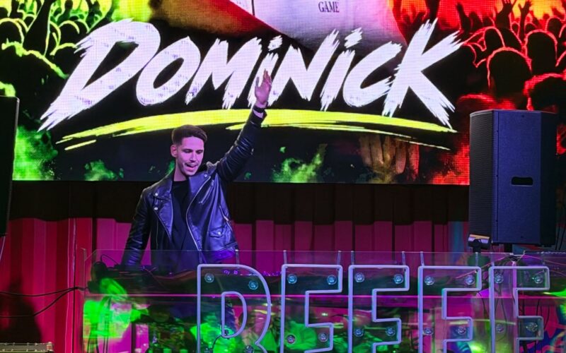 A kisiratosi DJ Dominick tarolt Budapesten