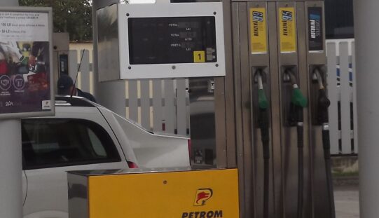 A lakbérek és az üzemanyagok húzták felfelé az inflációt