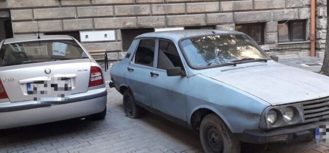 Árverés: negyed évszázados Matiz 271 lejért